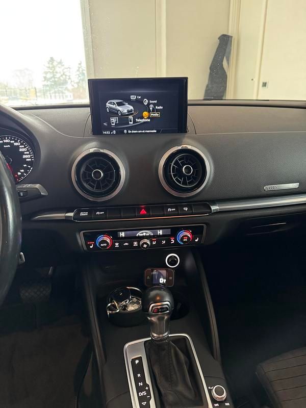 Brugt Audi A3 Sportback Comfort 150 HK (110 kW) 2017 Koks grå Hatchback