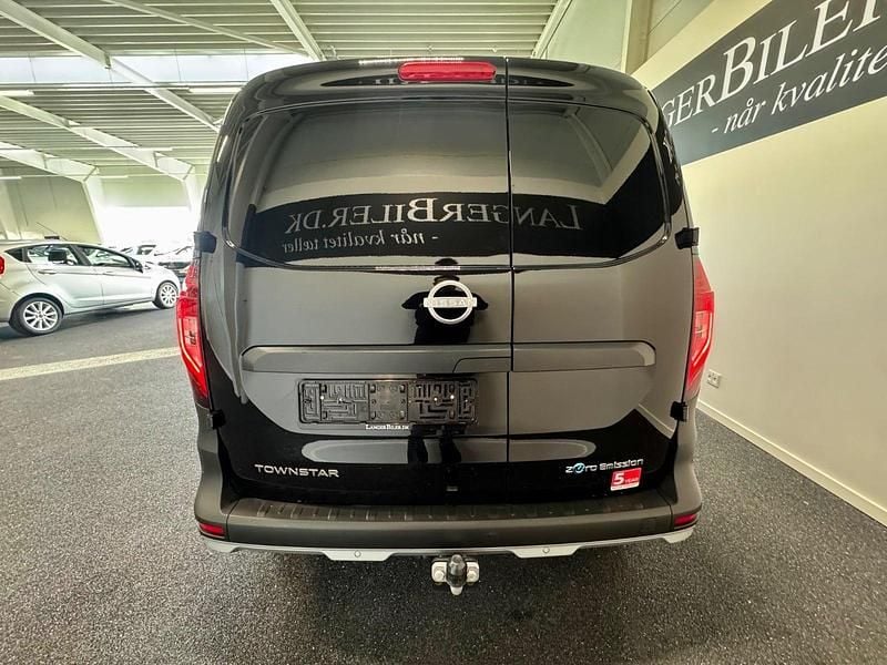 Brugt Nissan Townstar N-Connecta 89 kW (122 HK) 2024 Sortmetal Van