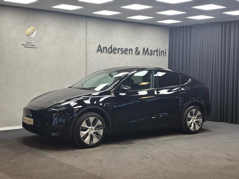 Solidblack Brugt 2022 Tesla Model Y Long Range AWD SUV | 254.800 kr. (Fair pris) - Billede 1/4