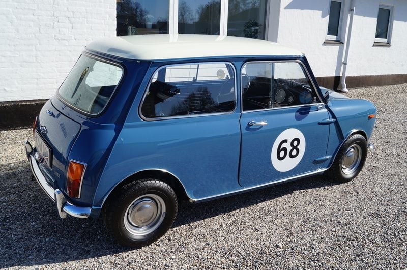 Brugt Morris Mascot 998 HK (734 kW) 1968 Rød