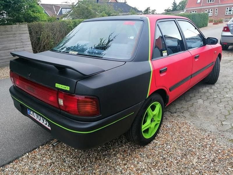 Brugt Mazda 323 1994 Sedan