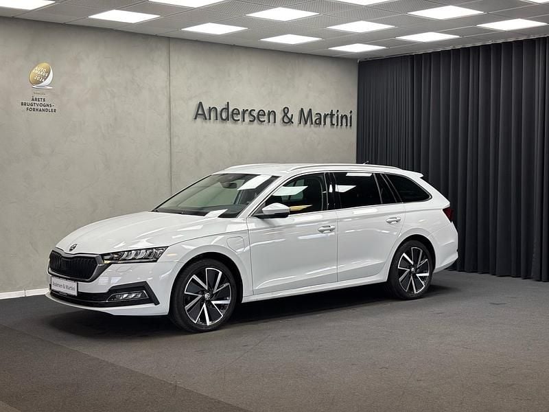 Hvid Brugt 2020 Skoda Octavia Stationcar | 209.700 kr. (Fair pris) - Billede 1/4