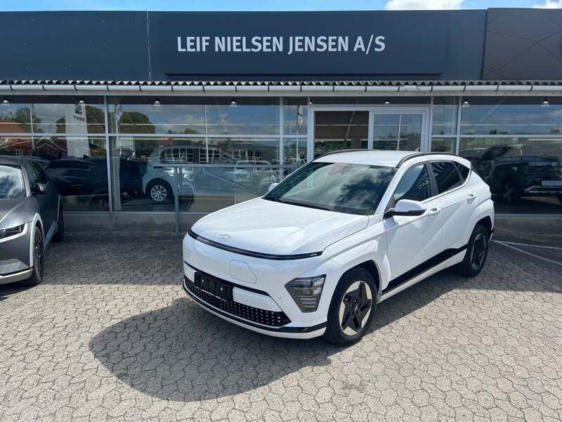Hvid Ny 2024 Hyundai Kona GO! SUV | 259.900 kr. - Billede 1/4