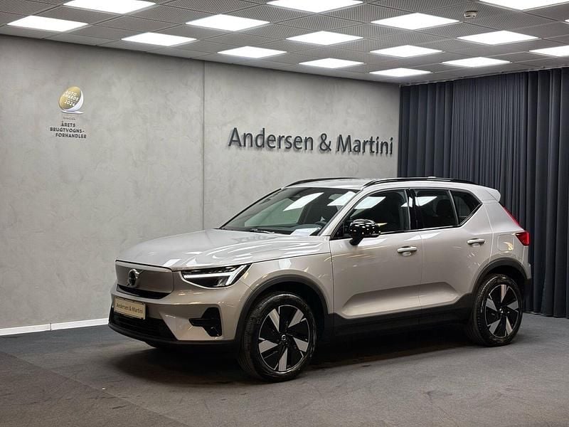 Ny Volvo XC40 Core 175 kW (238 HK) 2025 Silverdawn SUV