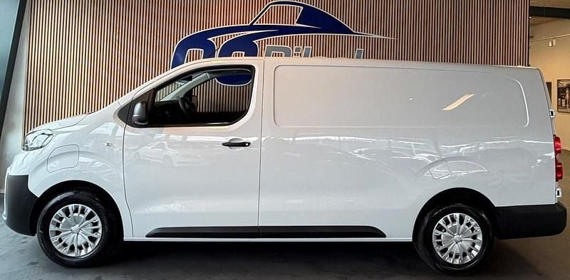 Ny Toyota Proace Comfort 100 kW (136 HK) 2026 Hvid MPV