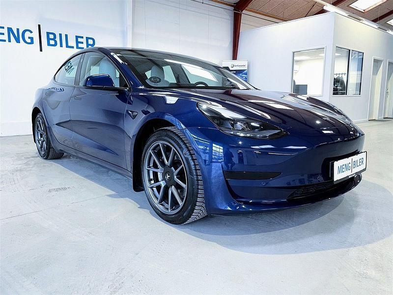 Brugt Tesla Model 3 Standard Range Plus 239 kW (325 HK) 2021 Sedan