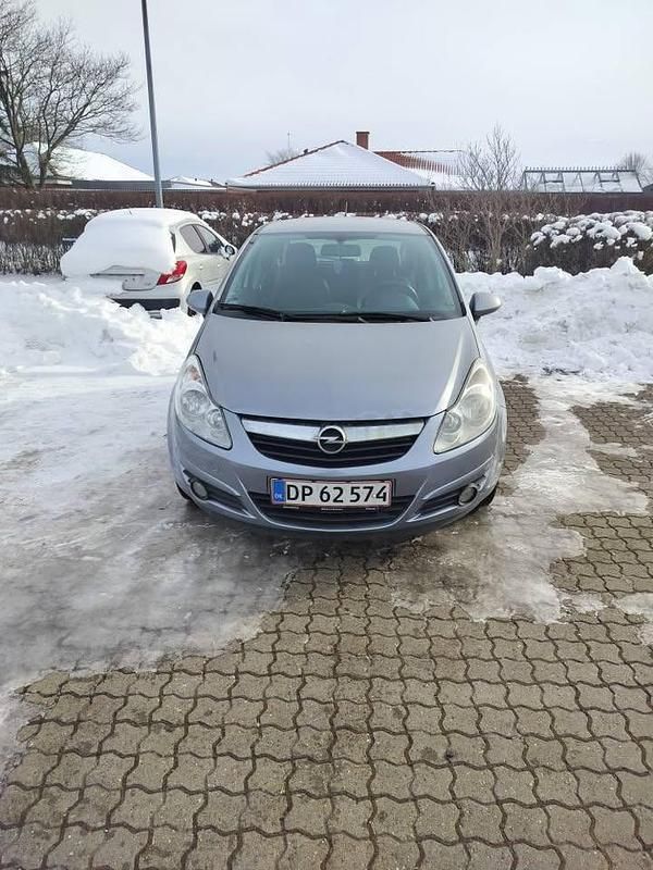 Brugt Opel Corsa 75 HK (55 kW) 2009 Hatchback