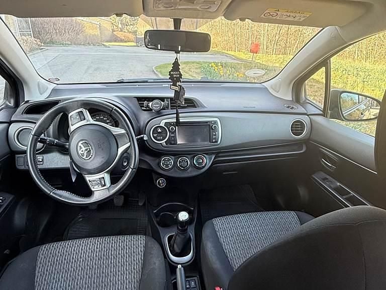 Brugt Toyota Yaris 69 HK (50 kW) 2014 MPV