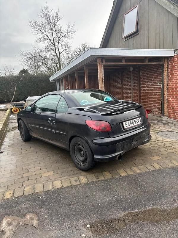 Brugt Peugeot 206 CC 160 HK (117 kW) 2005 Sort Cabriolet