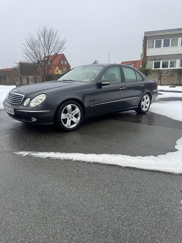 Brugt Mercedes E320 224 HK (164 kW) 2004 Grå Sedan