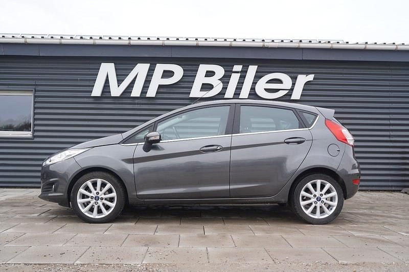 Brugt Ford Fiesta Titanium 125 HK (91 kW) 2017 Koks Hatchback