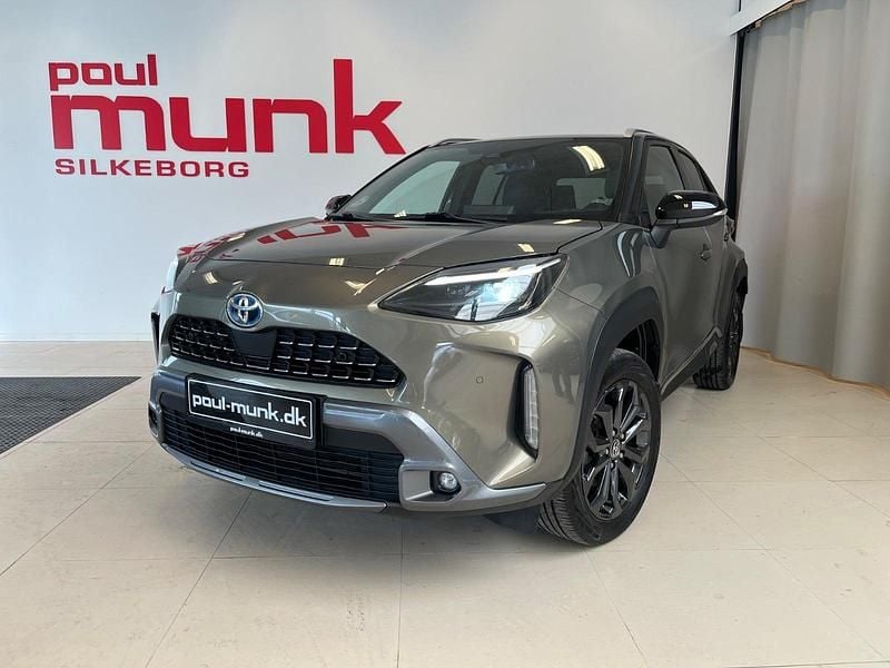 Brugt Toyota Yaris Hybrid 116 HK (85 kW) 2022 Mørkgrønmetal