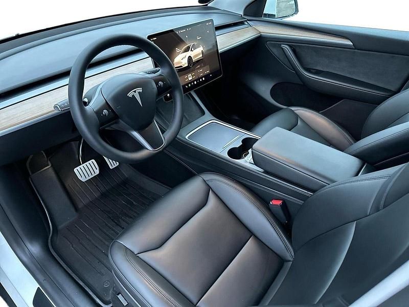 Brugt Tesla Model Y Performance 392 kW (534 HK) 2023 Hvid SUV