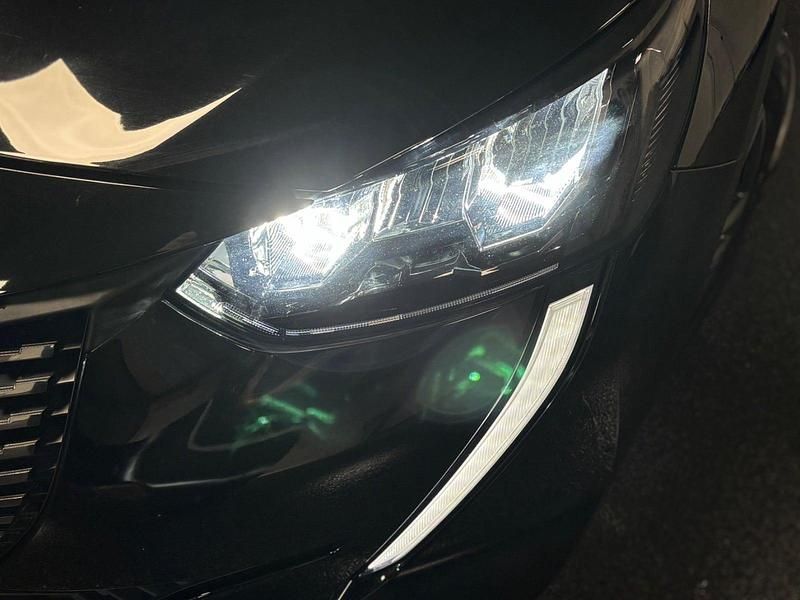 Brugt Peugeot 208 Active 100 HK (73 kW) 2015 Sort Hatchback