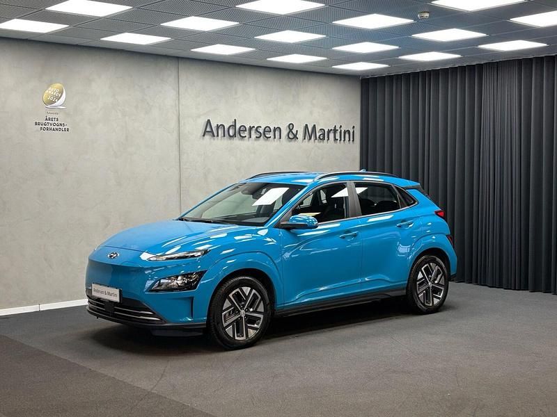 Blå Brugt 2022 Hyundai Kona Select SUV | 129.800 kr. (Fair pris) - Billede 1/4