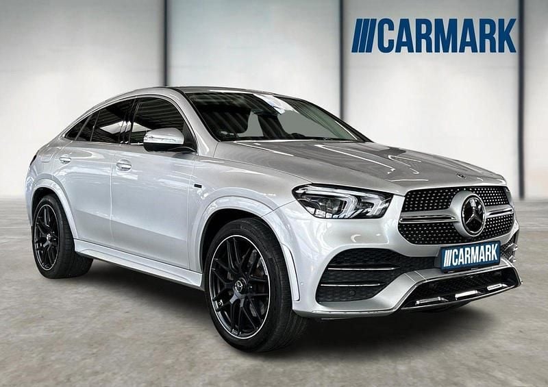 Sølvmetal Brugt 2020 Mercedes GLE350e AMG line Coupe | 779.800 kr. - Billede 1/4