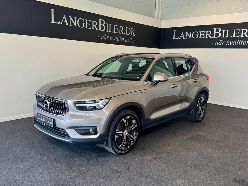Beigemetal Brugt 2021 Volvo XC40 R-Design SUV | 279.500 kr. (Fair pris) - Billede 1/4