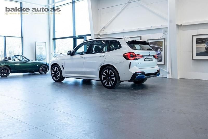 Brugt BMW iX3 M Sport 210 kW (286 HK) 2022 Hvid SUV