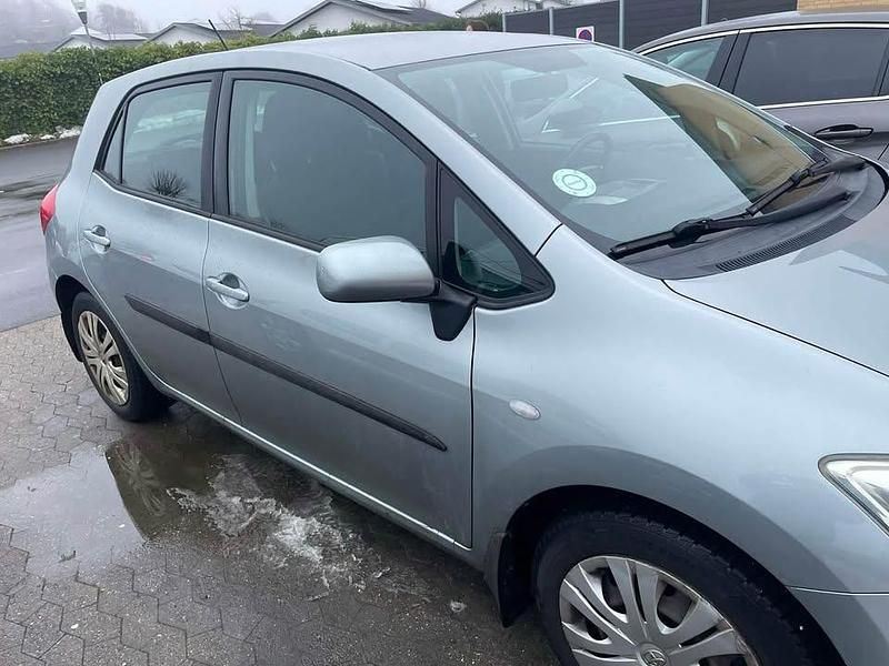 Brugt Toyota Auris 124 HK (91 kW) 2009 Hatchback