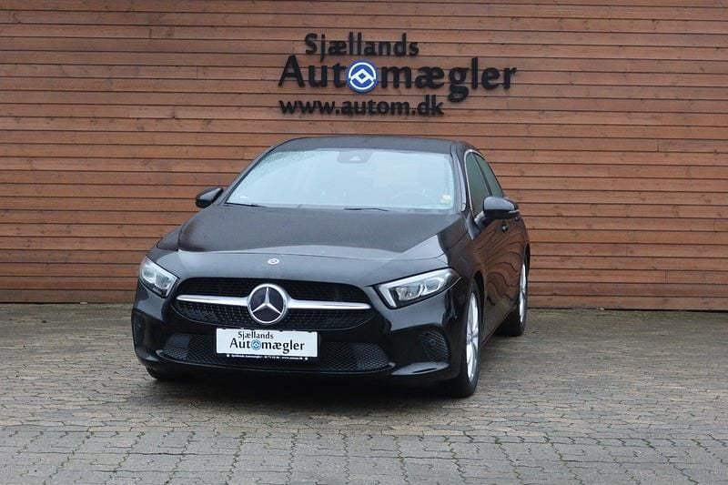 Sort Brugt 2018 Mercedes A200 Business Hatchback | 185.000 kr. (Dyr) - Billede 1/4