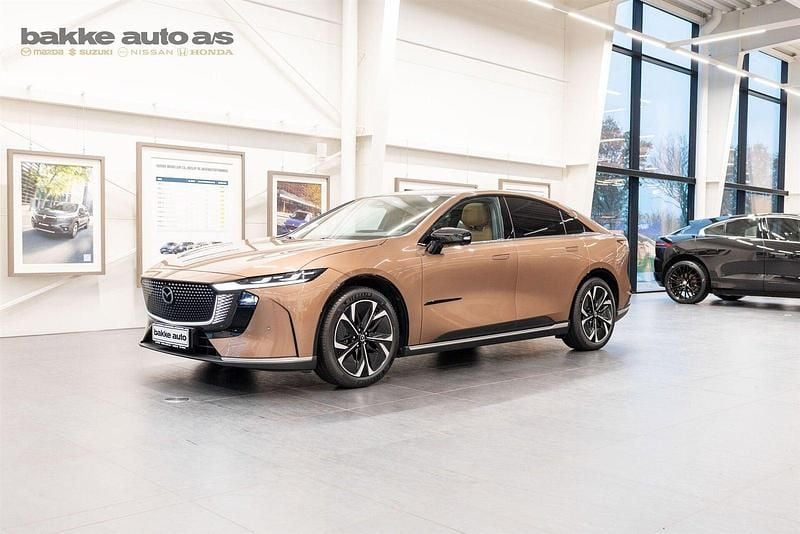 Brugt Mazda 6e Takumi-Line 189 kW (258 HK) 2025 Kobbermetal Hatchback