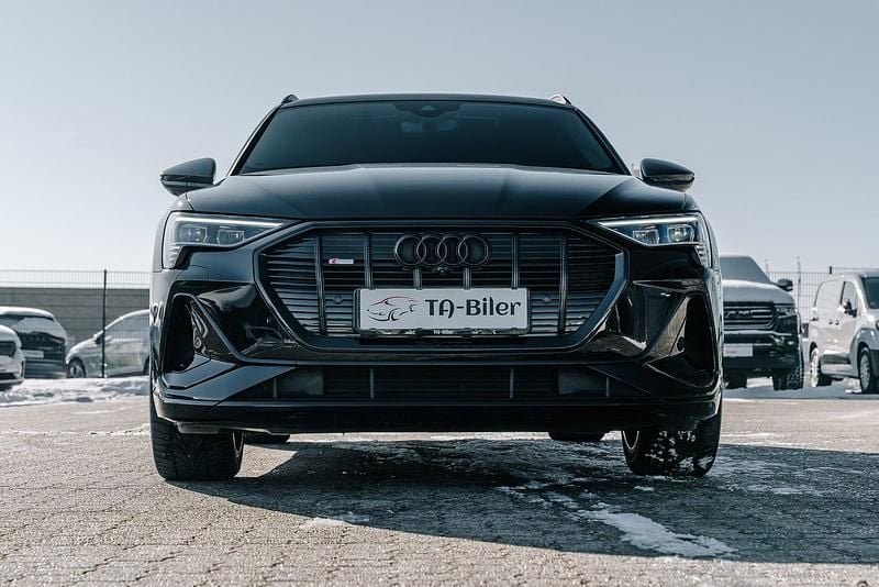 Brugt Audi e-tron Black Edition 300 kW (408 HK) 2022 Sortmetal SUV
