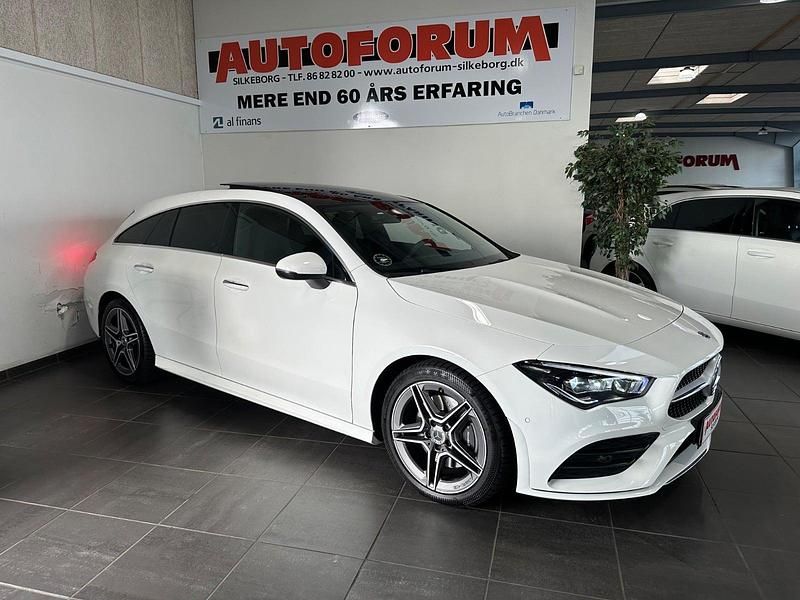 Hvid Brugt 2020 Mercedes CLA220 Shooting Brake AMG line Stationcar | 359.900 kr. (Fair pris) - Billede 1/4