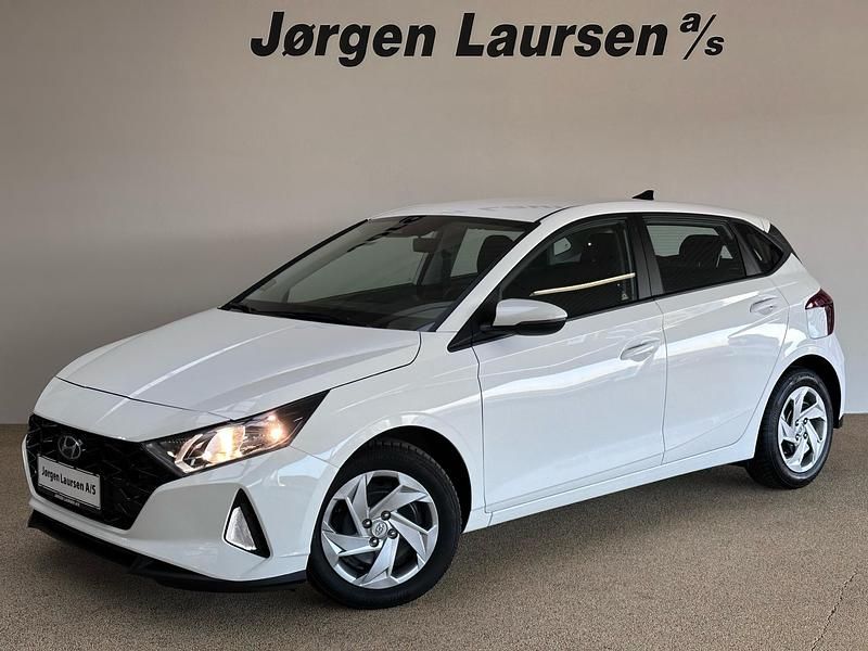 Hvid Brugt 2023 Hyundai i20 Comfort Hatchback | 169.800 kr. (Fair pris) - Billede 1/4