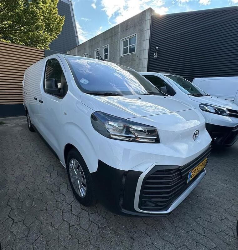 Epr icy white Ny 2024 Toyota Proace Comfort Van | 329.900 kr. - Billede 1/2