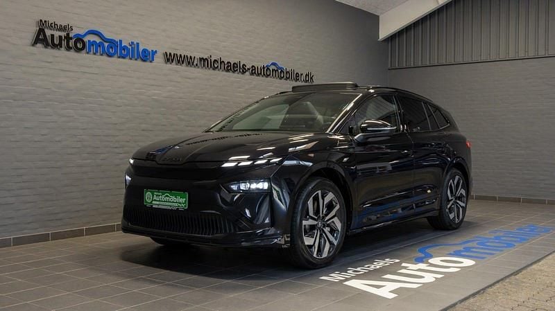 Sortmetal Ny 2025 Skoda Enyaq iV SportLine SUV | 439.900 kr. (Dyr) - Billede 1/4