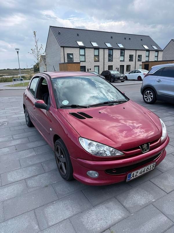 rød Brugt 2008 Peugeot 206 Performance Hatchback | 10.000 kr. (Super pris) - Billede 1/12