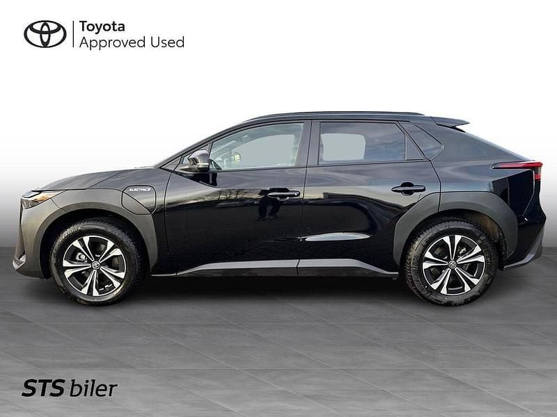 Brugt Toyota bZ4X Active 150 kW (204 HK) 2023 Sort metal SUV