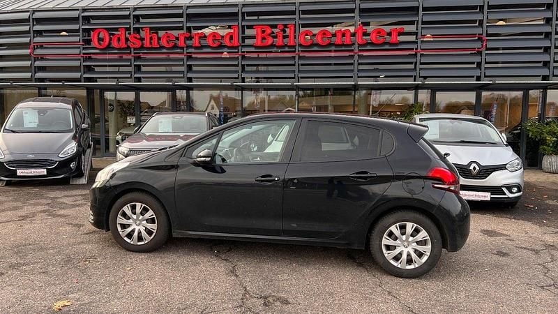 Sort Brugt 2019 Peugeot 208 Active Hatchback | 47.000 kr. (Super pris) - Billede 1/4