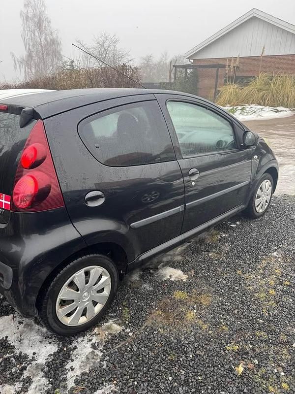 Brugt Peugeot 107 68 HK (50 kW) 2013 Sort Hatchback