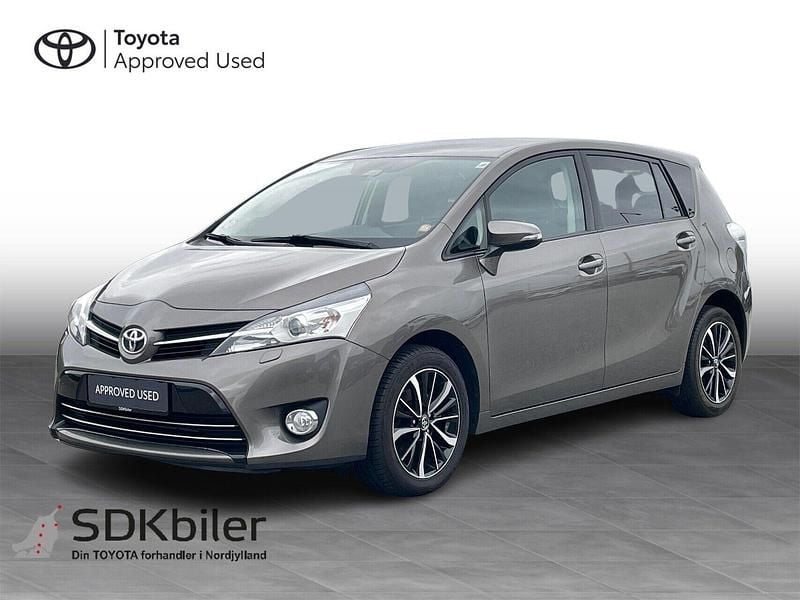 1g2 platinum bronze Brugt 2017 Toyota Verso Premium MPV | 149.900 kr. (Fair pris) - Billede 1/3