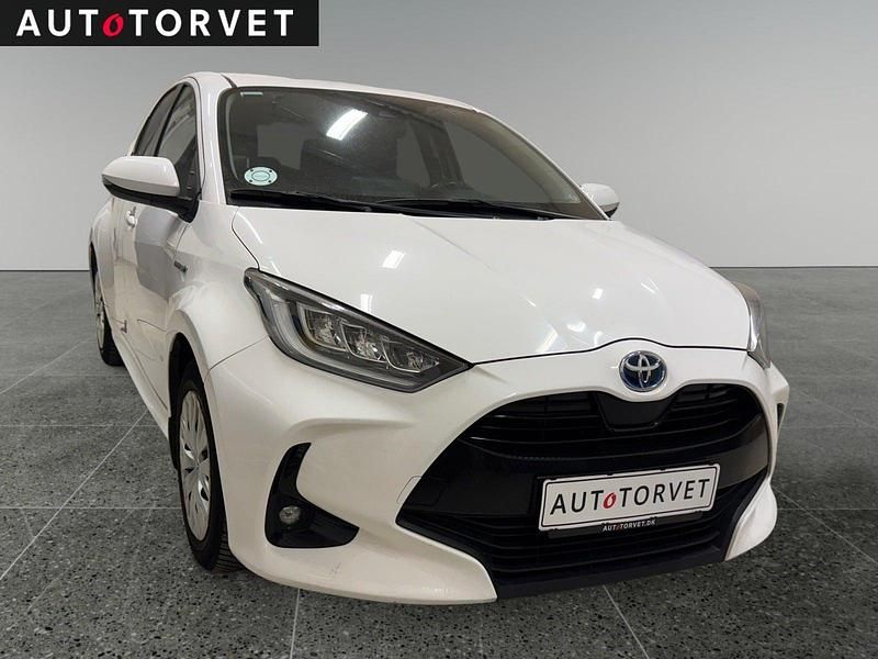 Brugt Toyota Yaris Hybrid H3 116 HK (85 kW) 2021 Hvid Hatchback