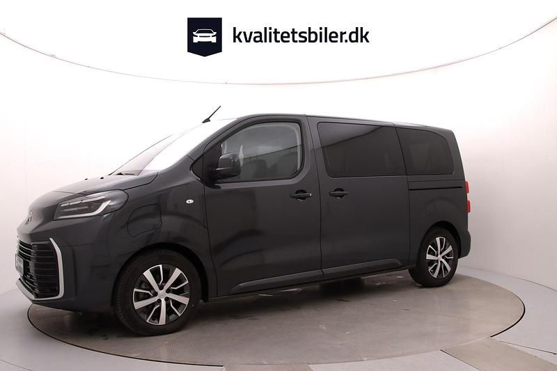 Brugt Toyota Proace Verso 100 kW (136 HK) 2024 Gråmetal Stationcar