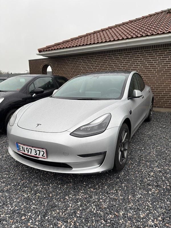 Brugt 2021 Tesla Model 3 Long Range AWD Sedan | 164.700 kr. (God pris) - Billede 1/1