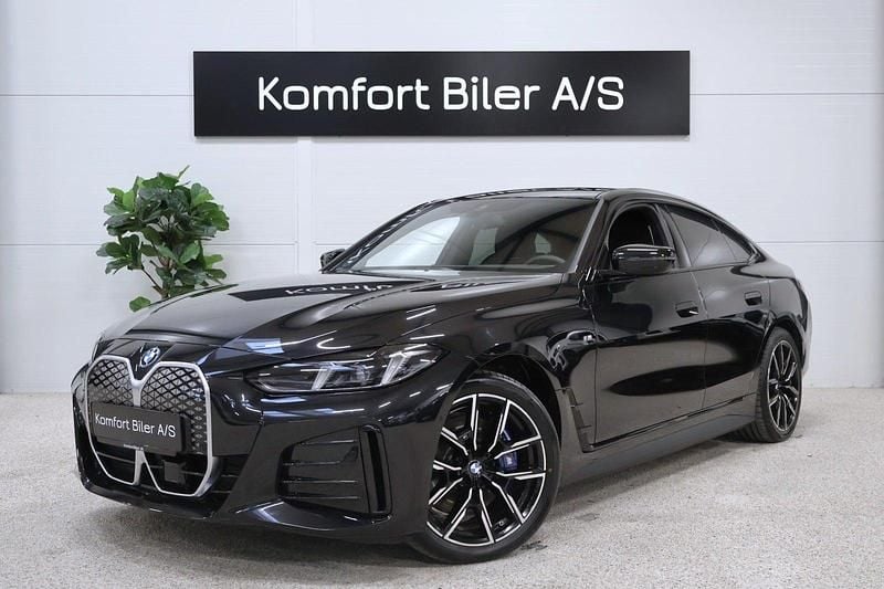 Sortmetal Brugt 2025 BMW i4 M Sport Sedan | 479.800 kr. (Fair pris) - Billede 1/4