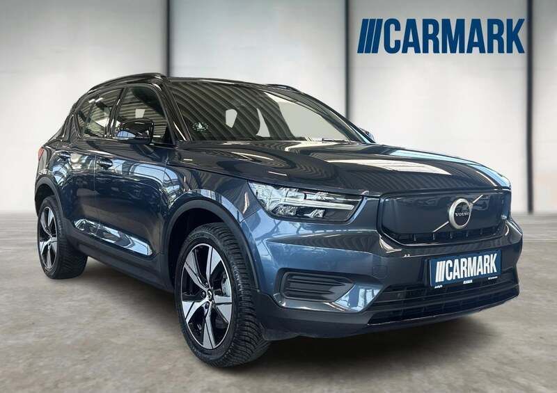 Blåmetal Brugt 2022 Volvo XC40 Core SUV | 238.800 kr. (Fair pris) - Billede 1/4