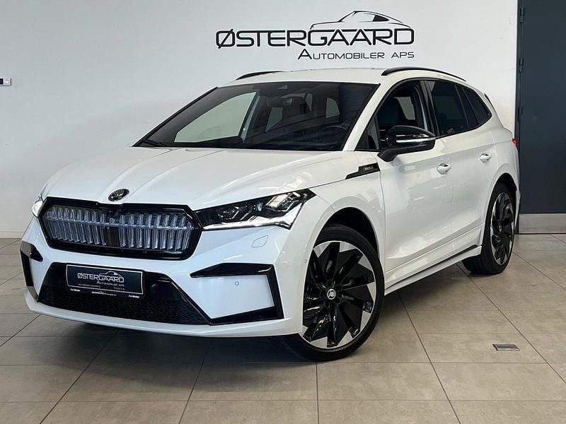 Hvid Brugt 2024 Skoda Enyaq iV SportLine SUV | 377.700 kr. (Fair pris) - Billede 1/4