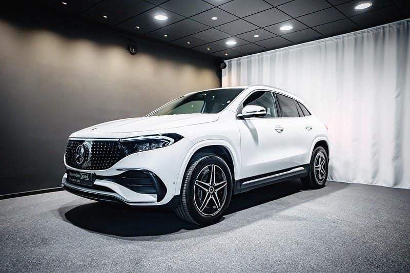 Farve: hvid Brugt 2025 Mercedes EQA250+ Premium SUV | 389.900 kr. (Lidt for dyr) - Billede 1/4