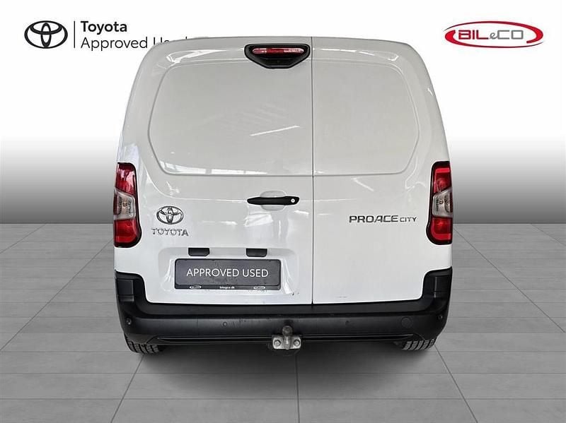 Brugt Toyota Proace City Active 102 HK (75 kW) 2022 Ewp arctic white MPV