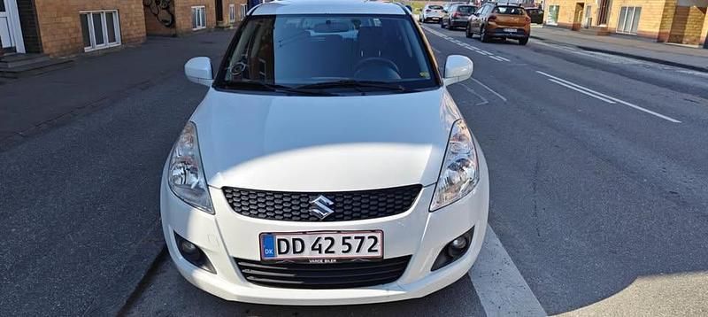Brugt Suzuki Swift 90 HK (66 kW) 2013 Blå Hatchback