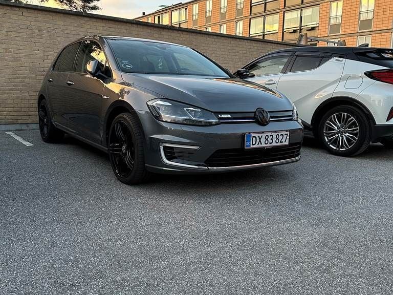 Brugt 2020 VW e-Golf Hatchback | 145.000 kr. (Lidt for dyr) - Billede 1/3