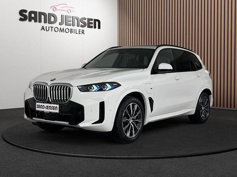 Hvid Brugt 2024 BMW X5 M Sport SUV | 769.900 kr. - Billede 1/4