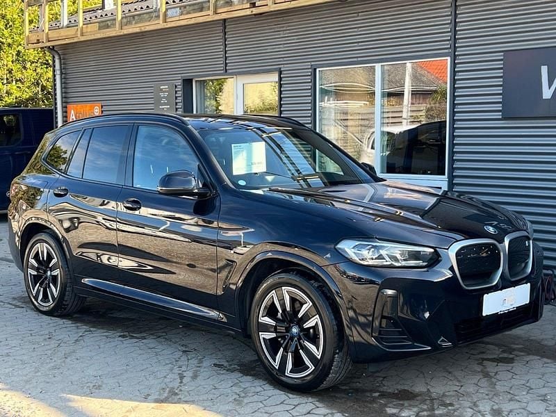 Sortmetal Brugt 2022 BMW iX3 M Sport SUV | 334.900 kr. (God pris) - Billede 1/4