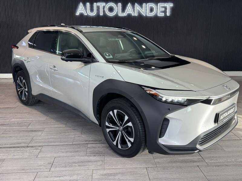 Sølvmetal Brugt 2023 Toyota bZ4X Executive SUV | 269.800 kr. (God pris) - Billede 1/4