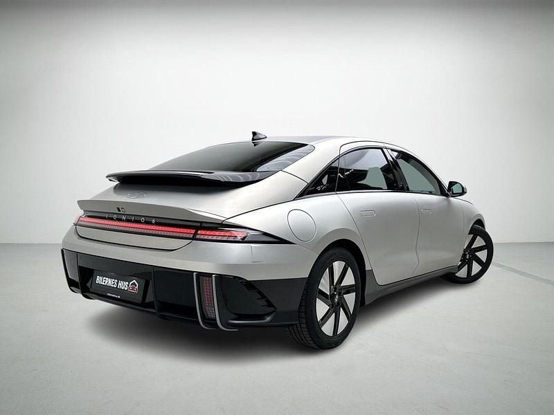 Brugt Hyundai Ioniq 6 Advanced 168 kW (229 HK) 2024 Sølvmetal Sedan