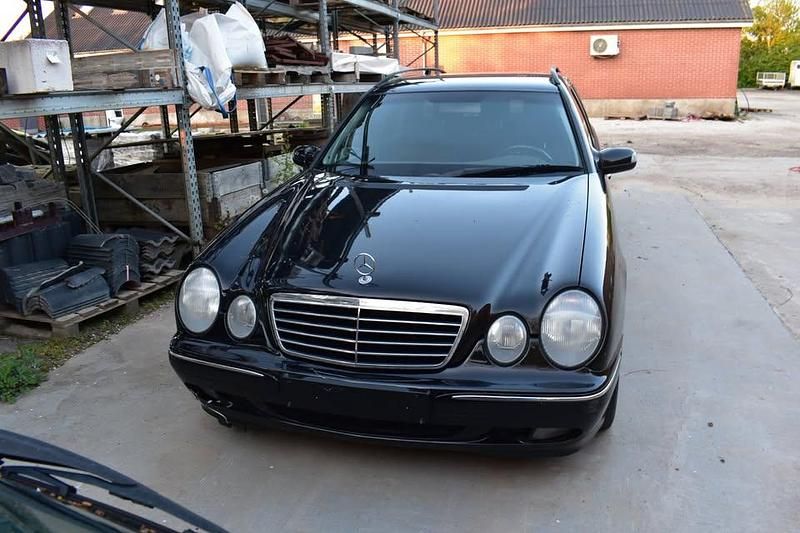 Brugt Mercedes E220 Elegance 2001 Sedan